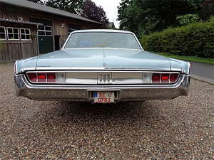 Illustration Chrysler 300 1965 8